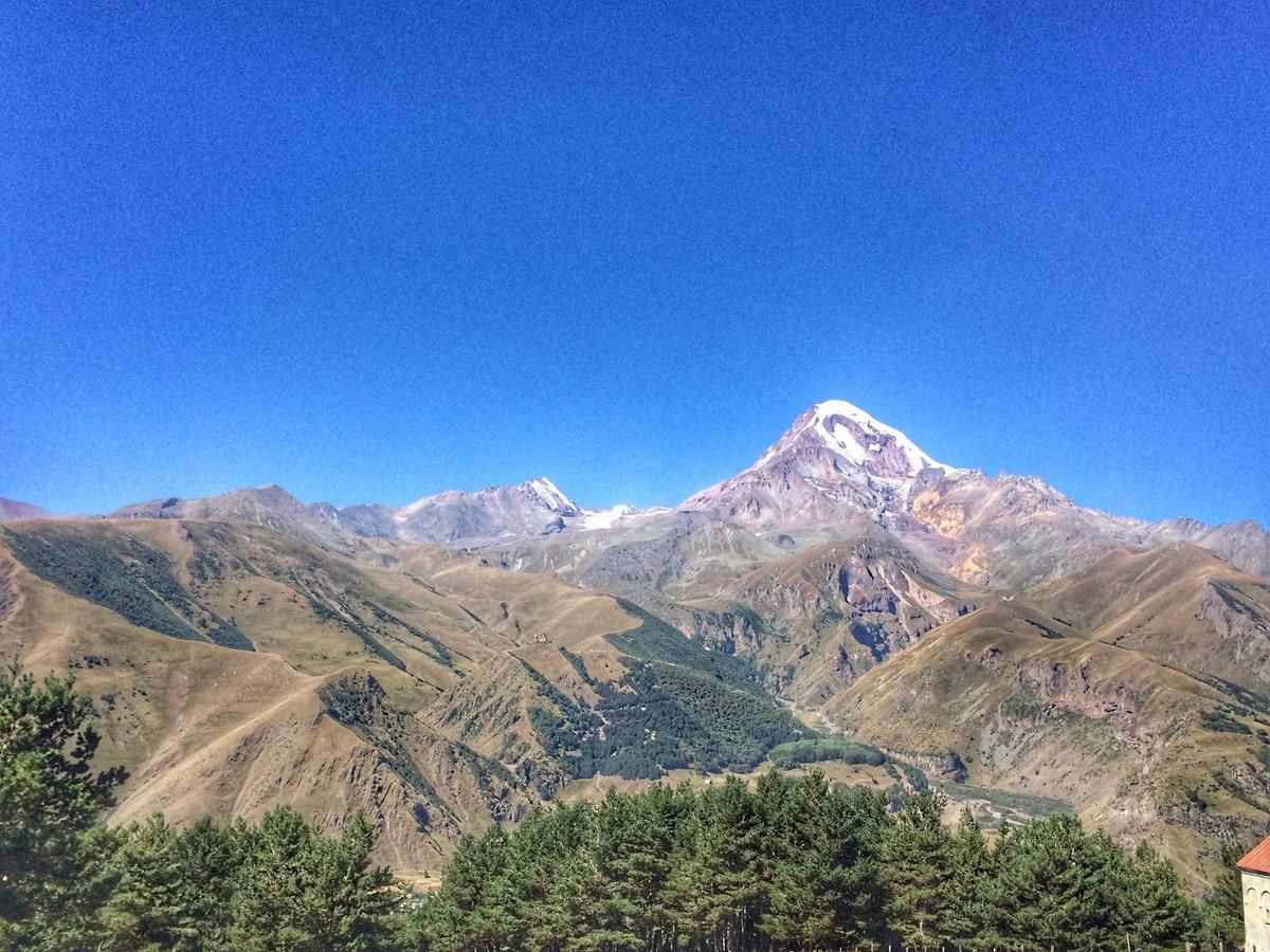 Ekaterine Guest House Kazbegi Exteriör bild