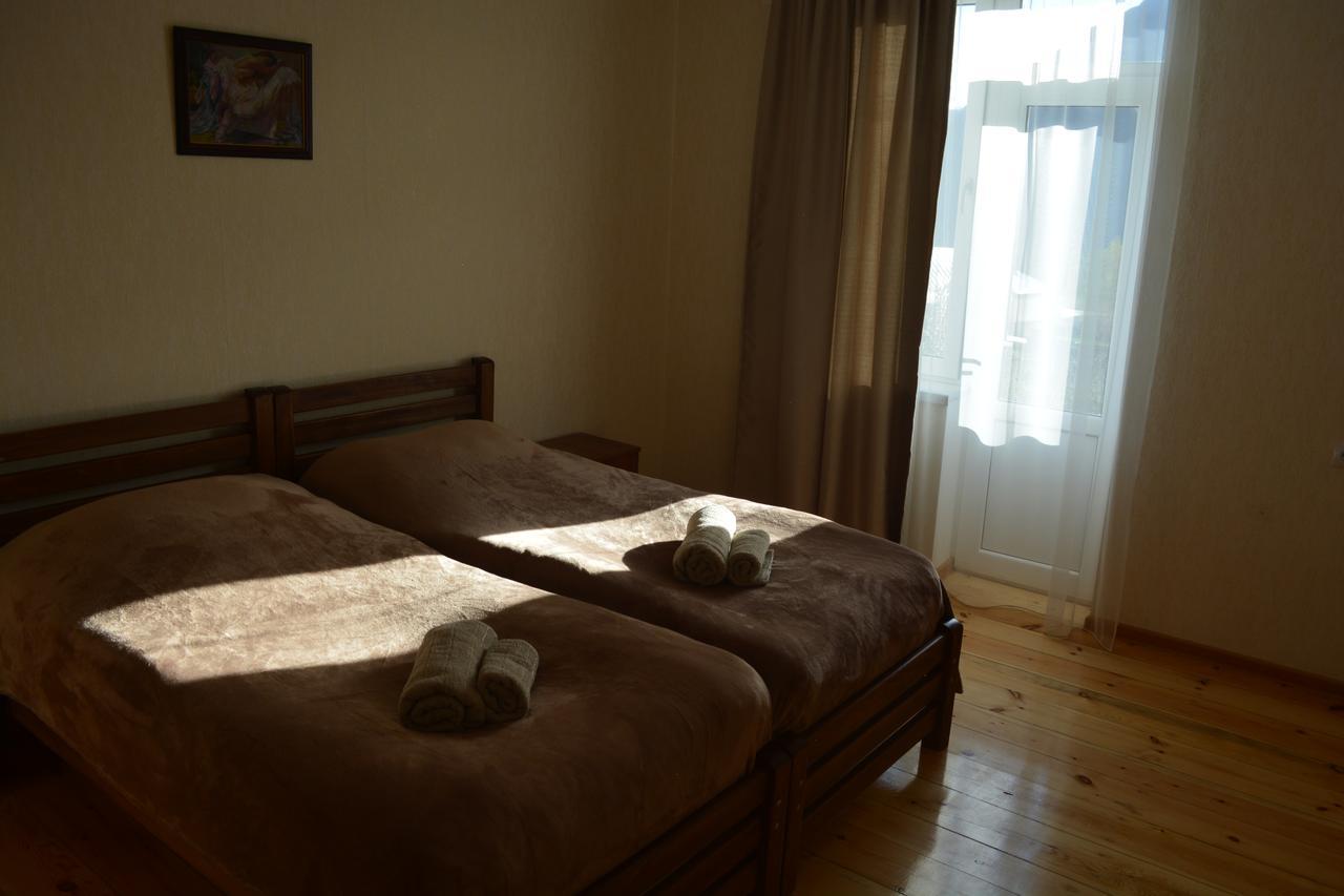 Ekaterine Guest House Kazbegi Exteriör bild