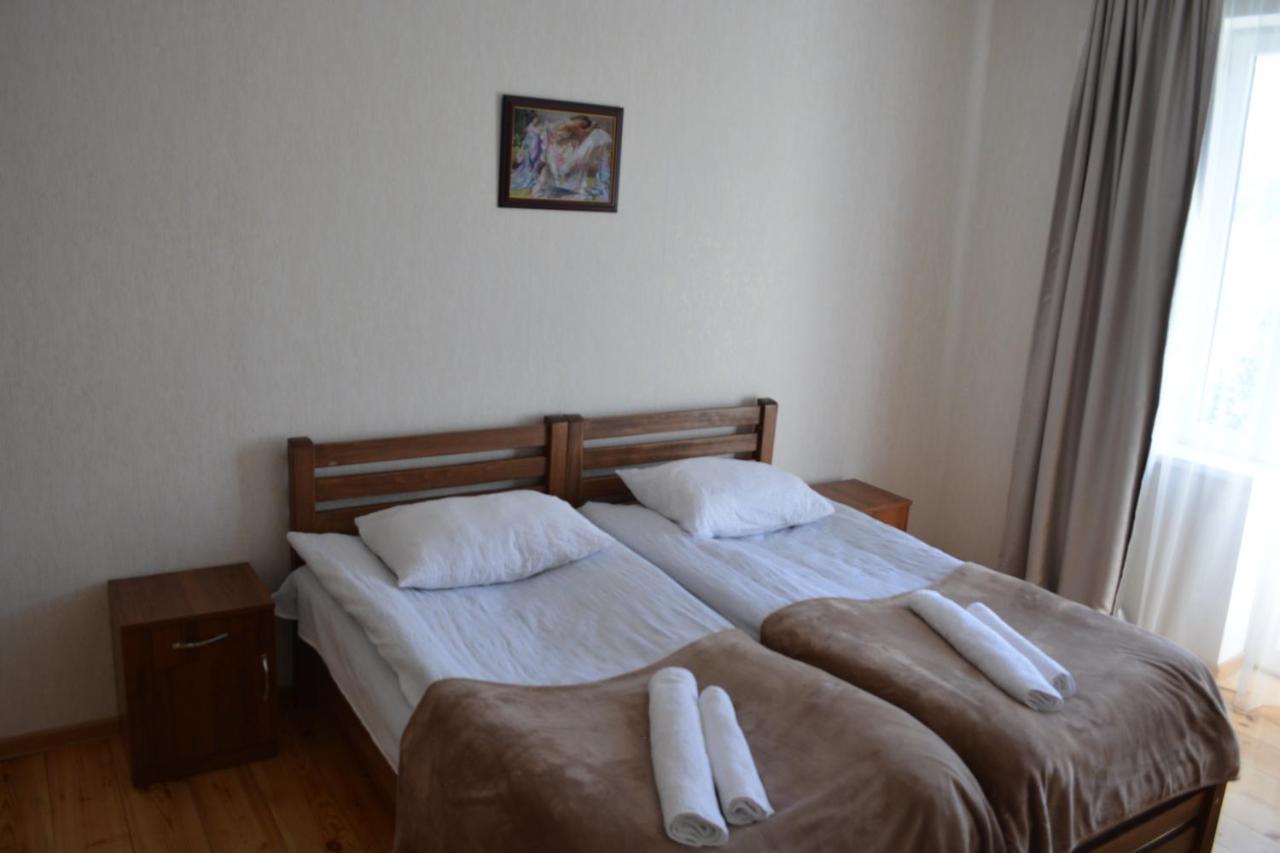 Ekaterine Guest House Kazbegi Exteriör bild